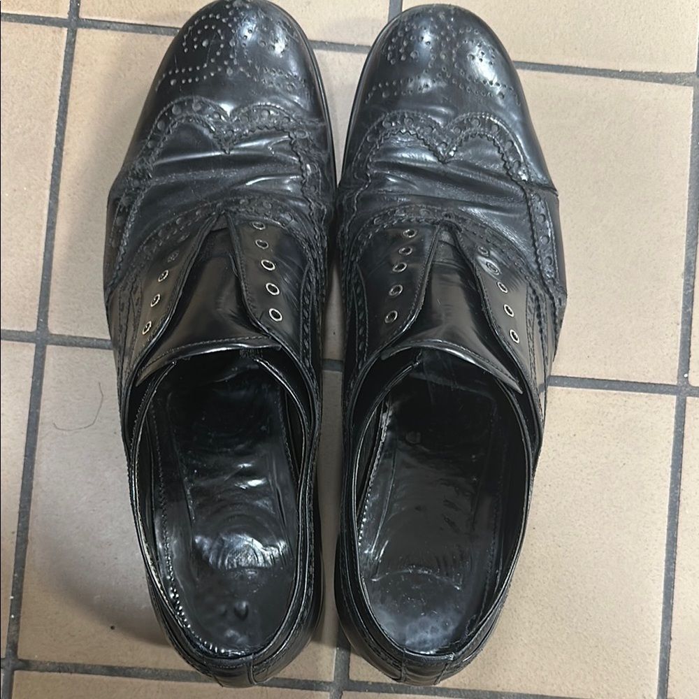 Prada Black Oxfords Sleek Design
